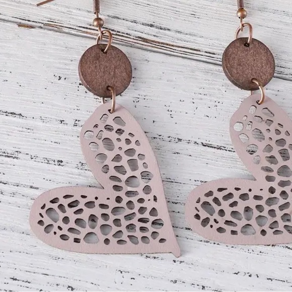 Colorful Lavender Heart Design Hollow Pattern Dangle Earrings - Picture 2 of 4